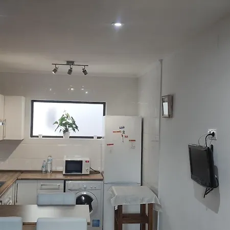 Cimadevilla, Near The アパート ヒホン